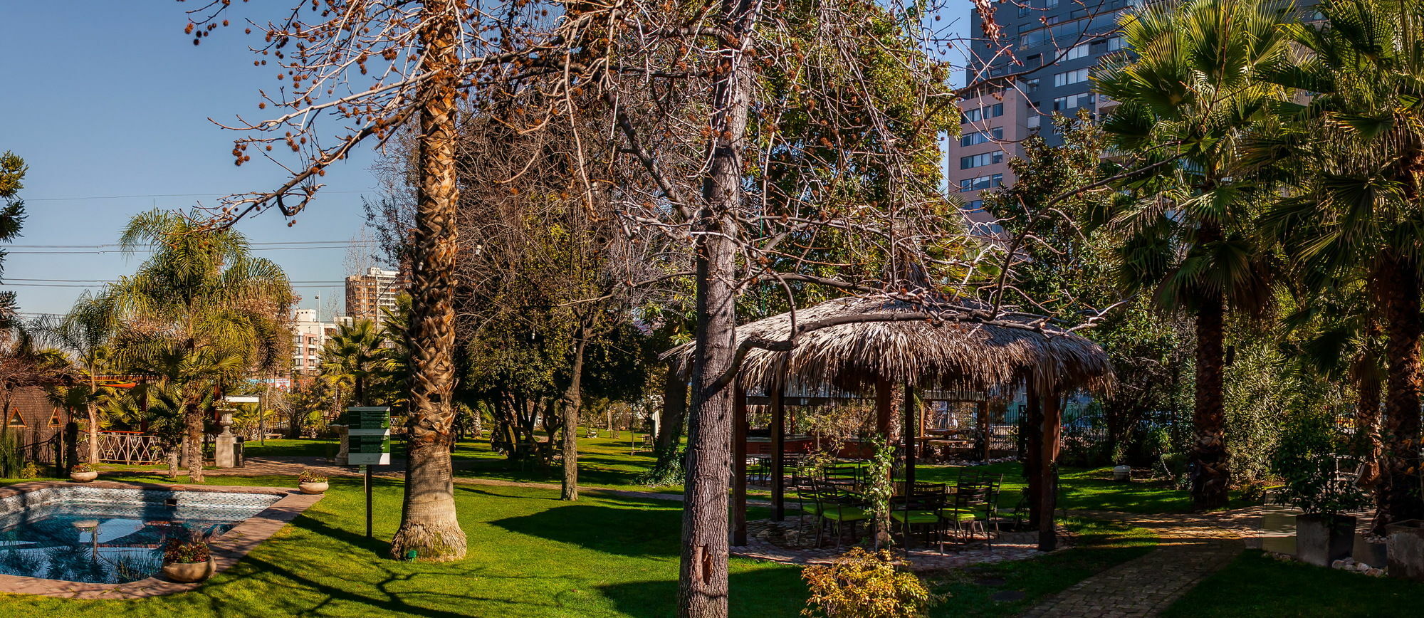 Hotel Y Centro De Eventos Manquehue Las Condes Santiago Exterior foto